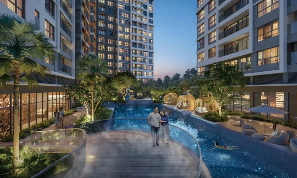 Lối dạo bộ cùng chòi tắm nắng cạnh hồ bơi Gladia Heights lúc chiều muộn