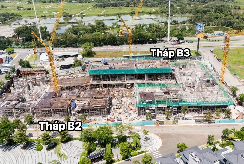 Tiến độ dự án Gladia Heights giữa tháng 10/2026 tháp B3 đổ sàn tầng 3 và tháp B2 đổ sàn tầng 2