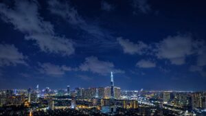 Tầm view đêm triệu đô từ tháp A3 A4 Eaton Park nhìn về Landmark 81