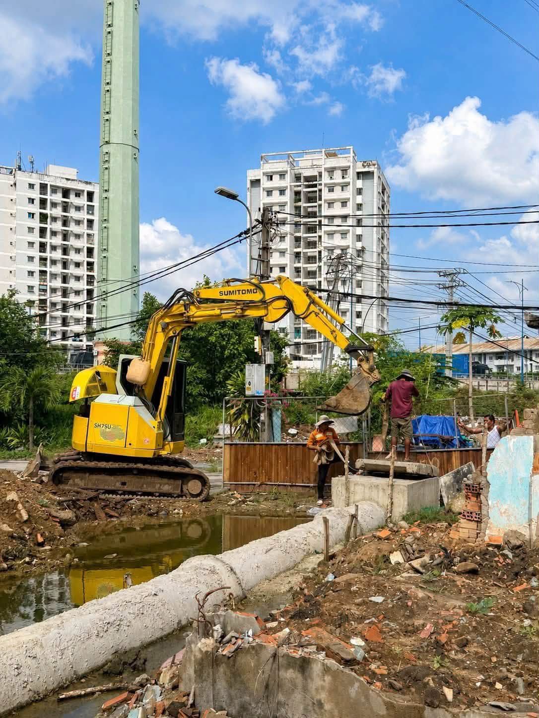 Kết cấu mố trụ cầu vượt nhánh rẽ từ đường Đồng Văn Cống đi thẳng lên cầu Phú Mỹ
