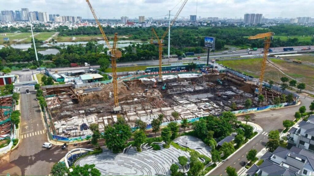 Toàn cảnh công trường dự án Gladia Heights tháng 9/2026 nhìn từ trên cao