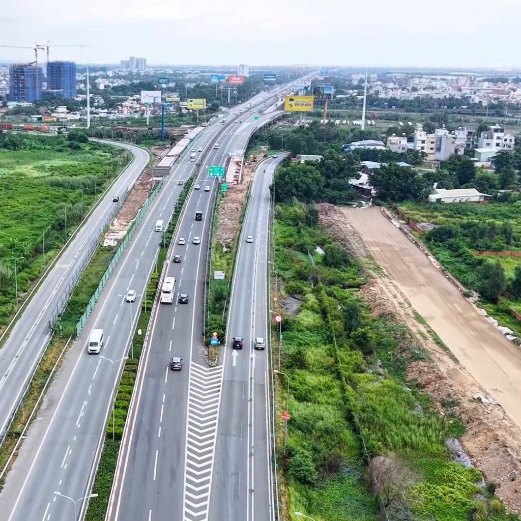 Toàn cảnh đường Song Hành An Phú kết nối vào đường Võ Chí Công