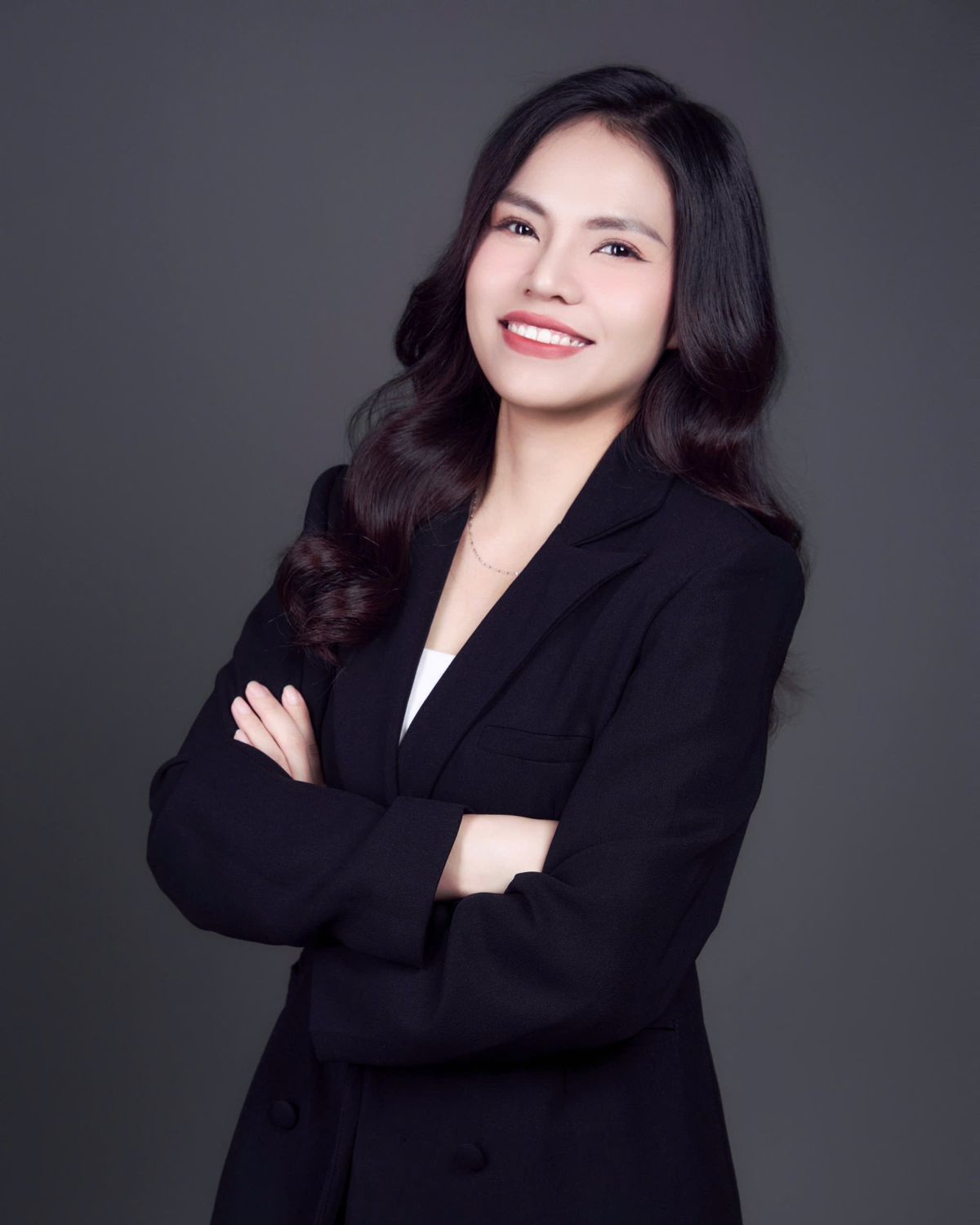 Bà Lê Thị Thu Hiền