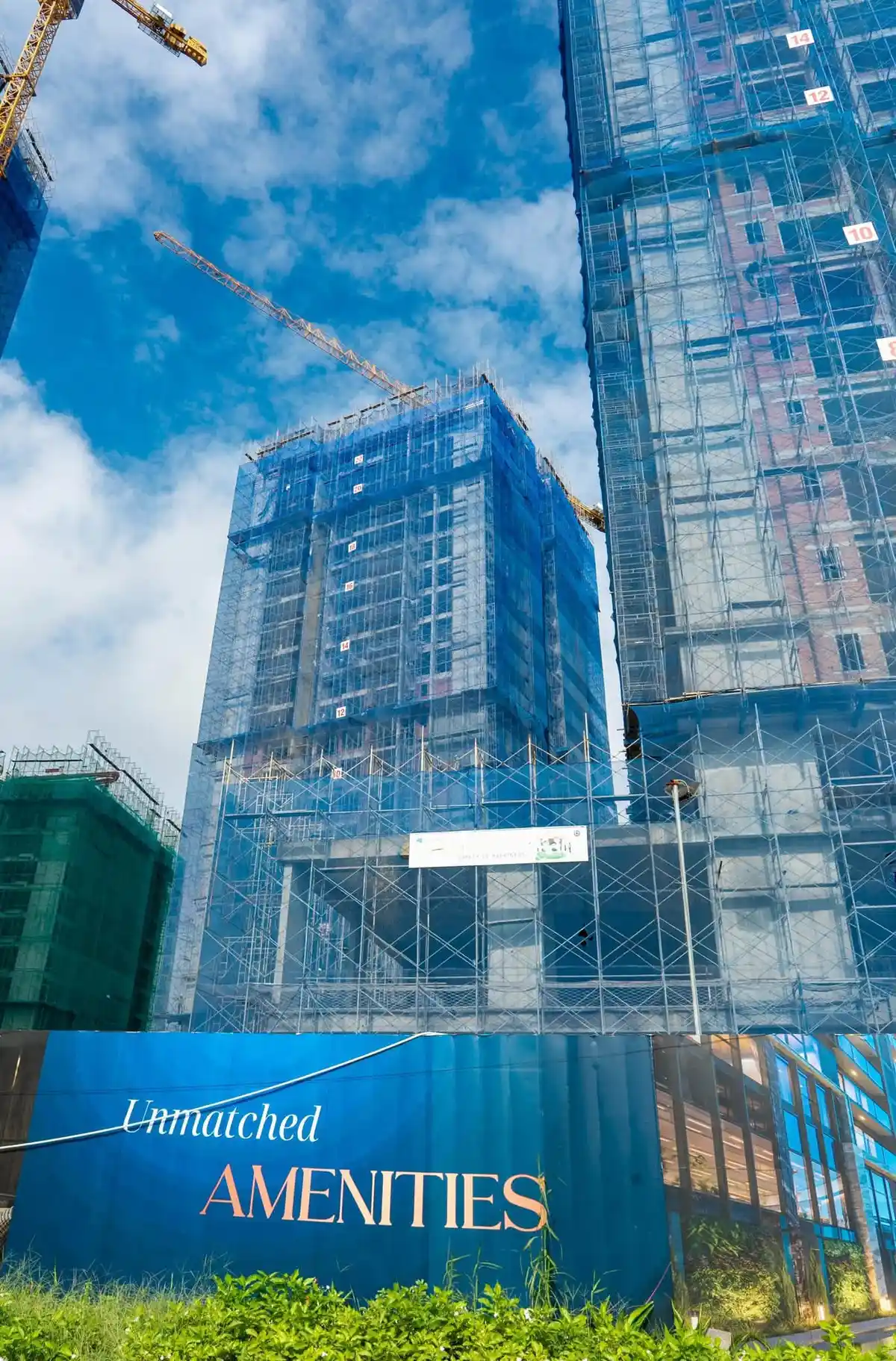 Khối đế thương mại shophouse và tiện ích căn hộ The Privé tháng 9 năm 2026