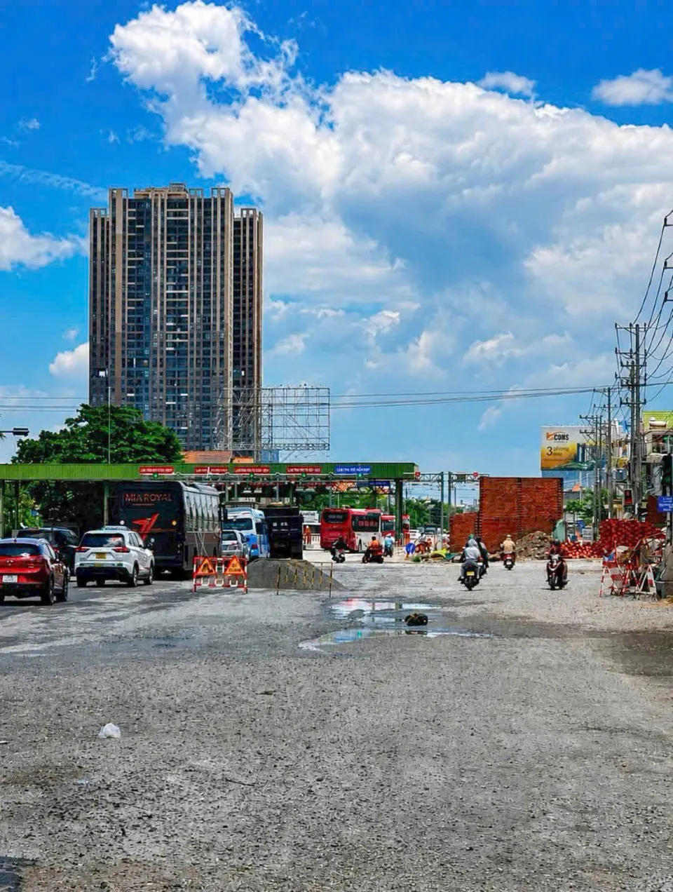 Vị trí Norton Park: Quốc lộ 13 khu vực Thuận An bóc lớp mặt đường cũ trong giai đoạn thi công