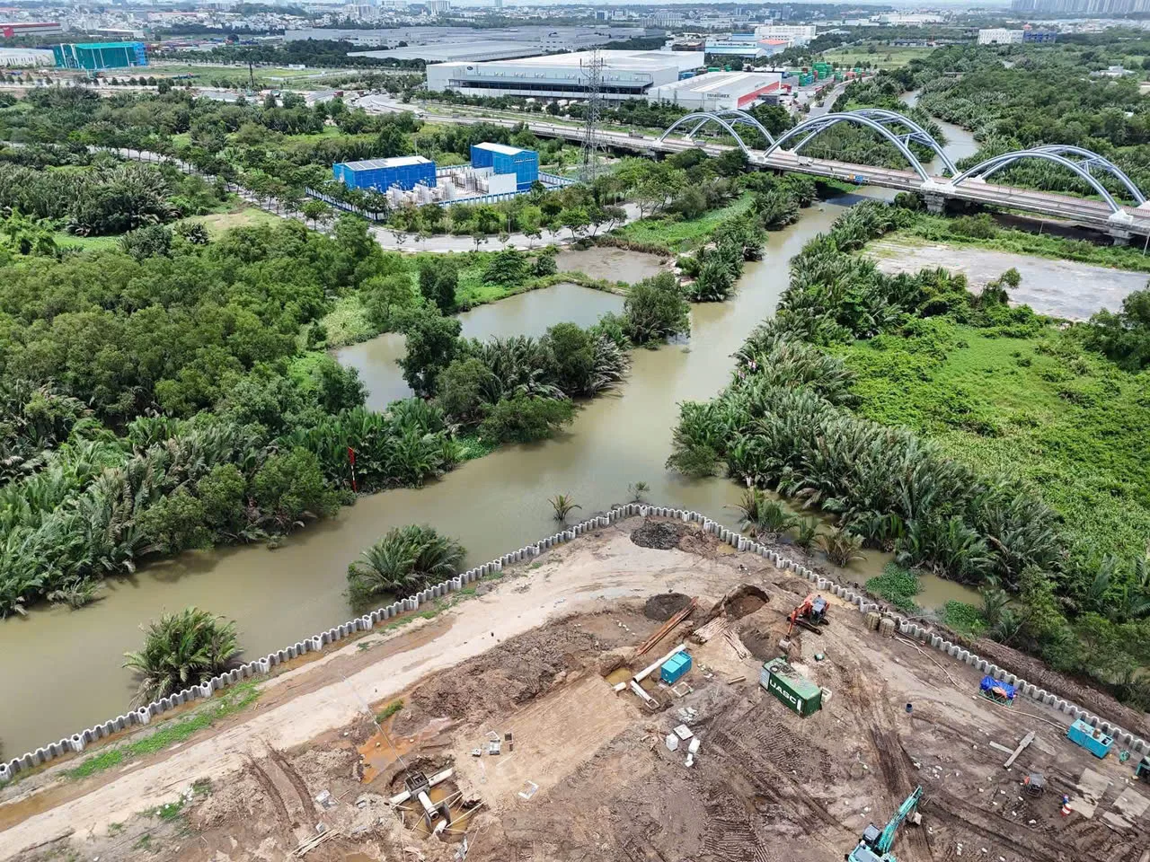 Khúc cua ngã ba sông Rạch Chiếc và kênh Một Tấn
