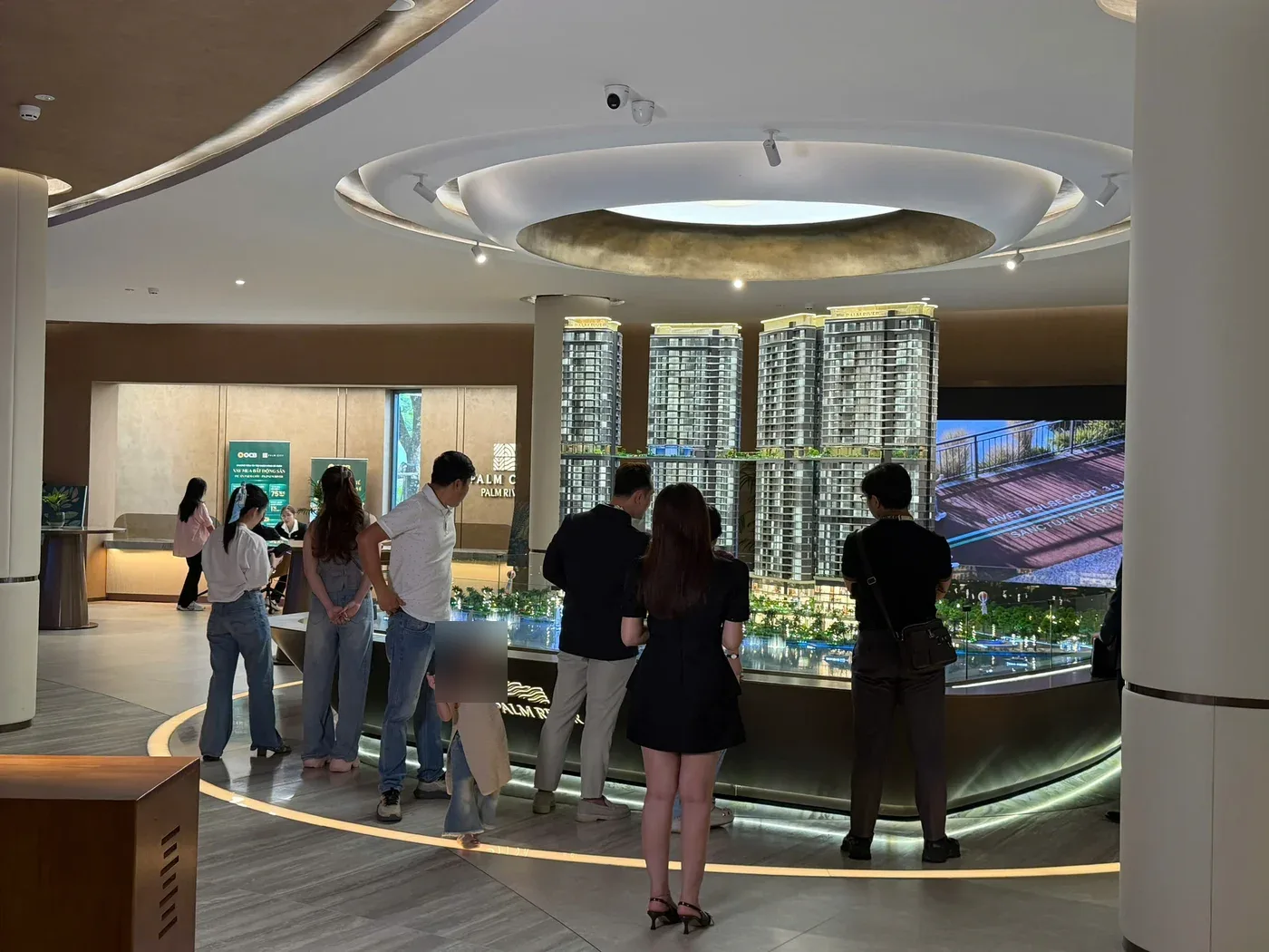 Toàn cảnh khu vực sa bàn trong sự kiện ráp căn Palm River