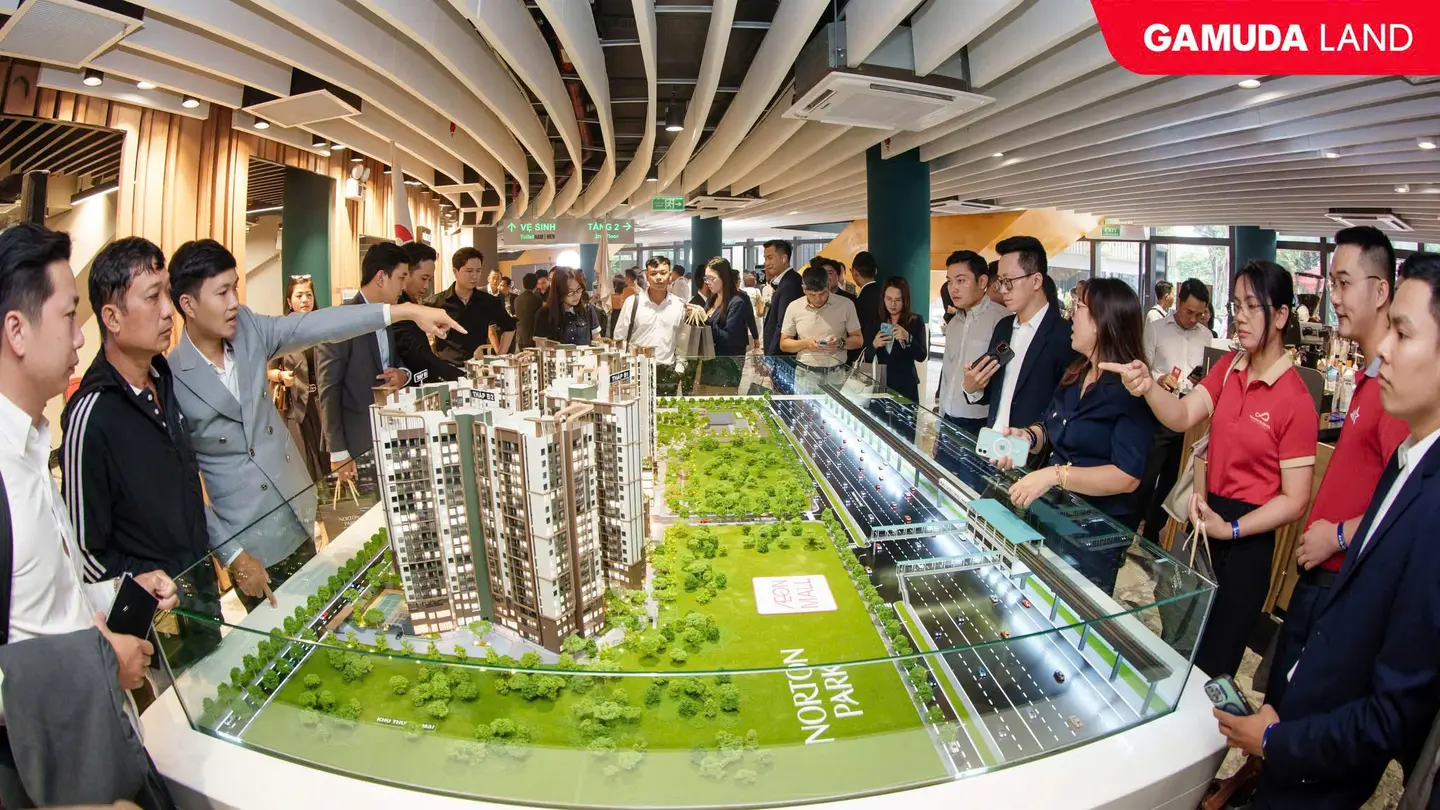 Khu vực sa bàn dự án tại lễ ra quân Norton Park