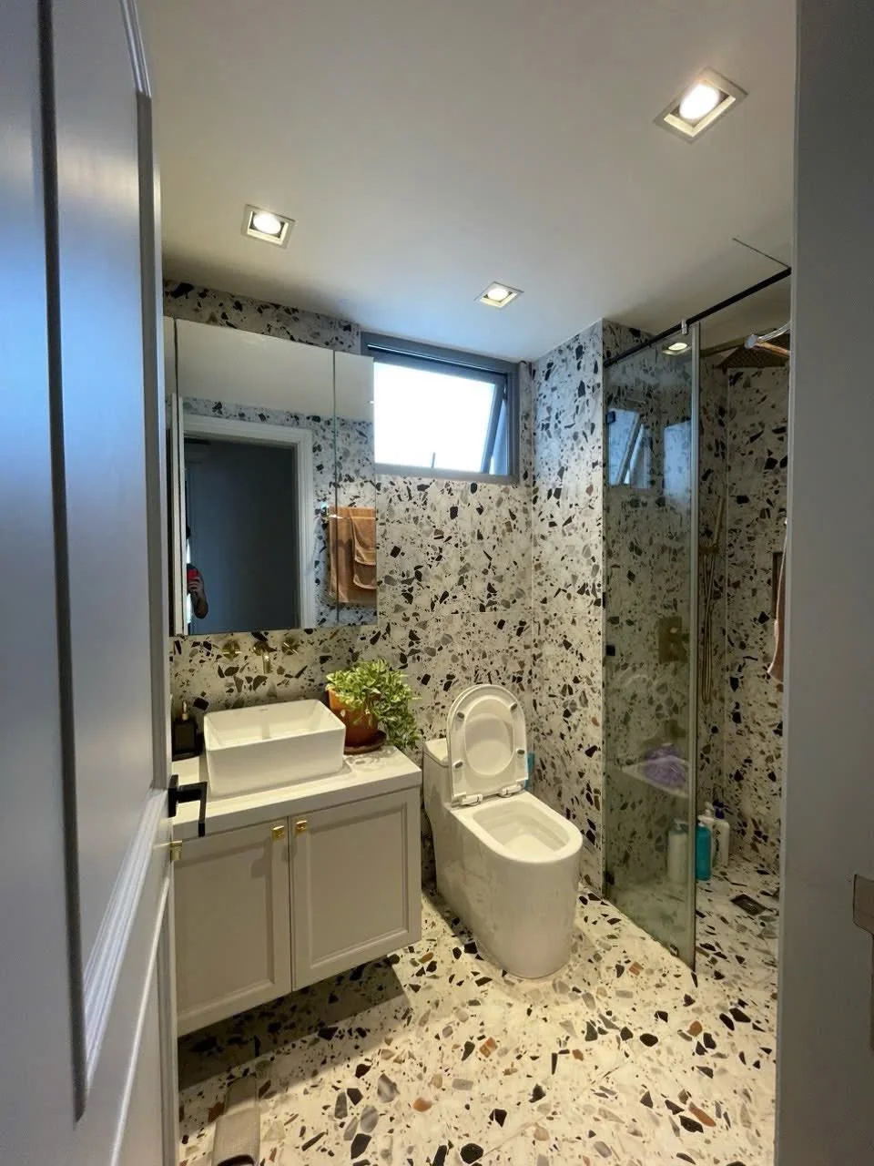 Phòng tắm minh họa bài cho thuê căn hộ Palm Heights Phòng tắm minh họa bài cho thuê căn hộ Palm Heights